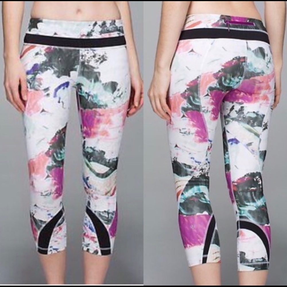Lululemon Run inspire crop II size 4